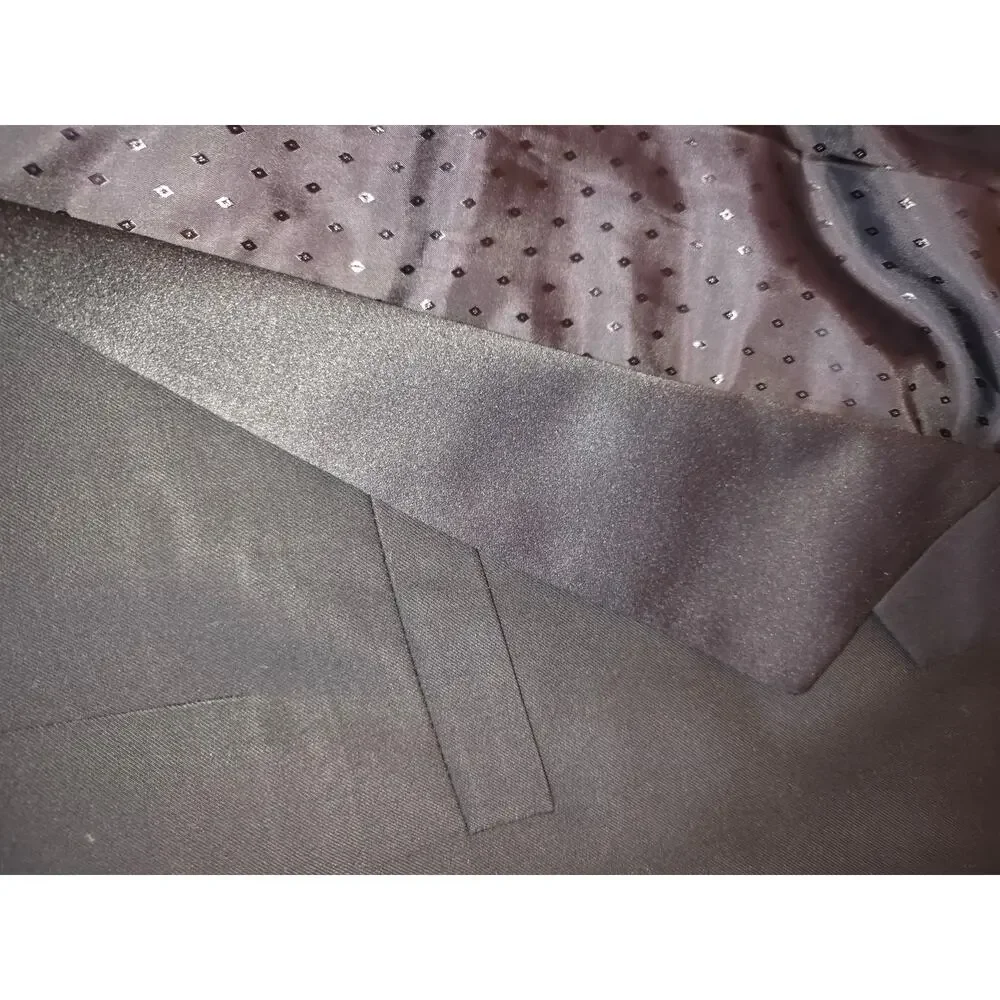 Martino Uomo Moda **item description